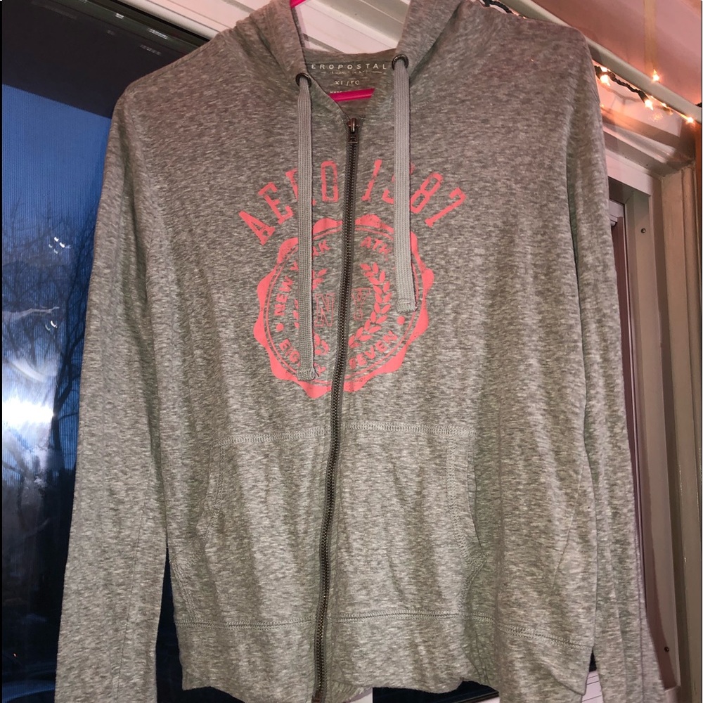 Aeropostale gray sweatshirt